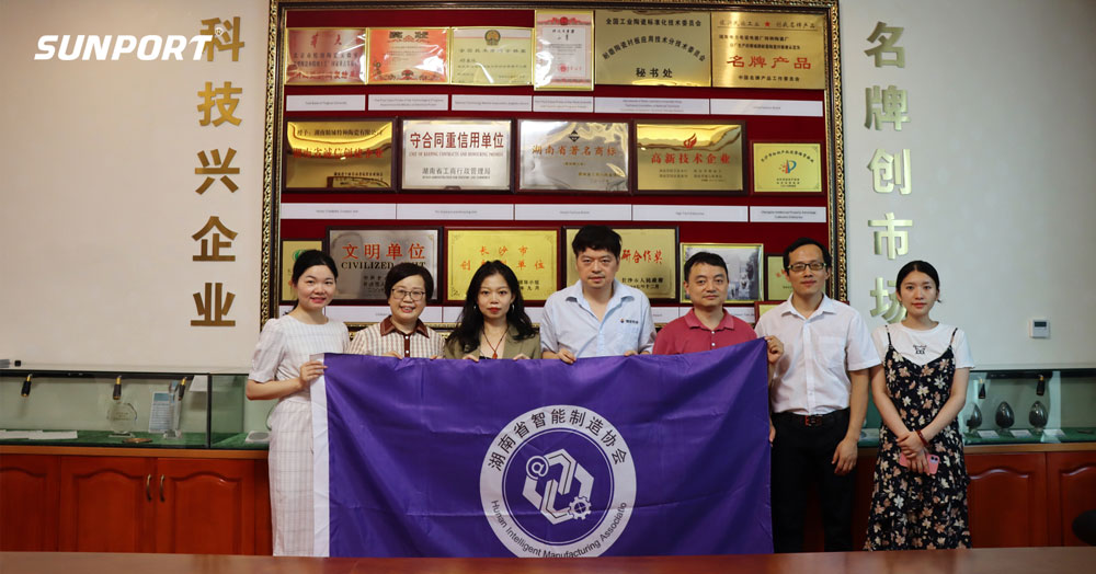 湖南省智能制造協(xié)會(huì)領(lǐng)導(dǎo)來訪pp電子網(wǎng)站工作交流