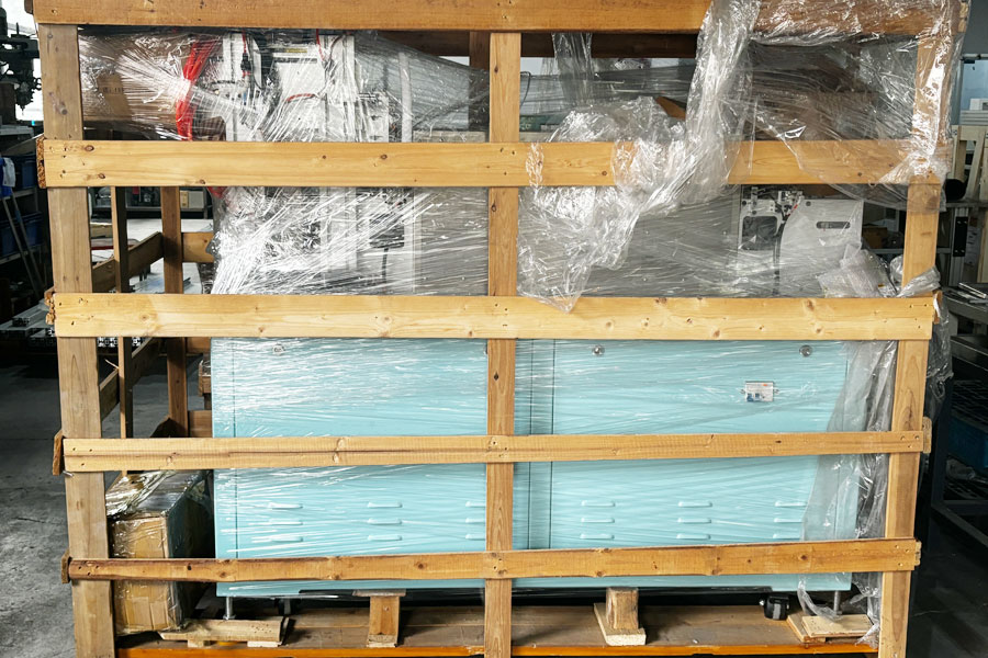 長沙pp電子網站智能自動熱壓設備發貨，助力客戶高效生產